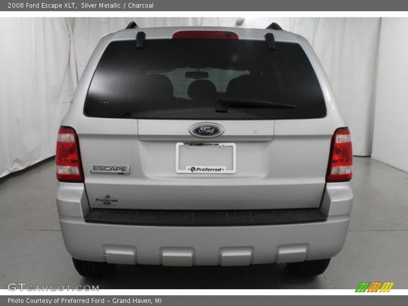 Silver Metallic / Charcoal 2008 Ford Escape XLT