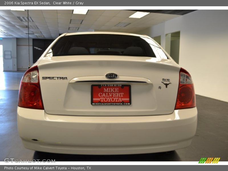 Clear White / Gray 2006 Kia Spectra EX Sedan