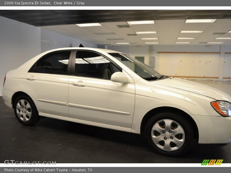 Clear White / Gray 2006 Kia Spectra EX Sedan