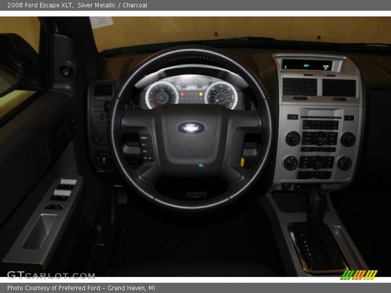 Silver Metallic / Charcoal 2008 Ford Escape XLT