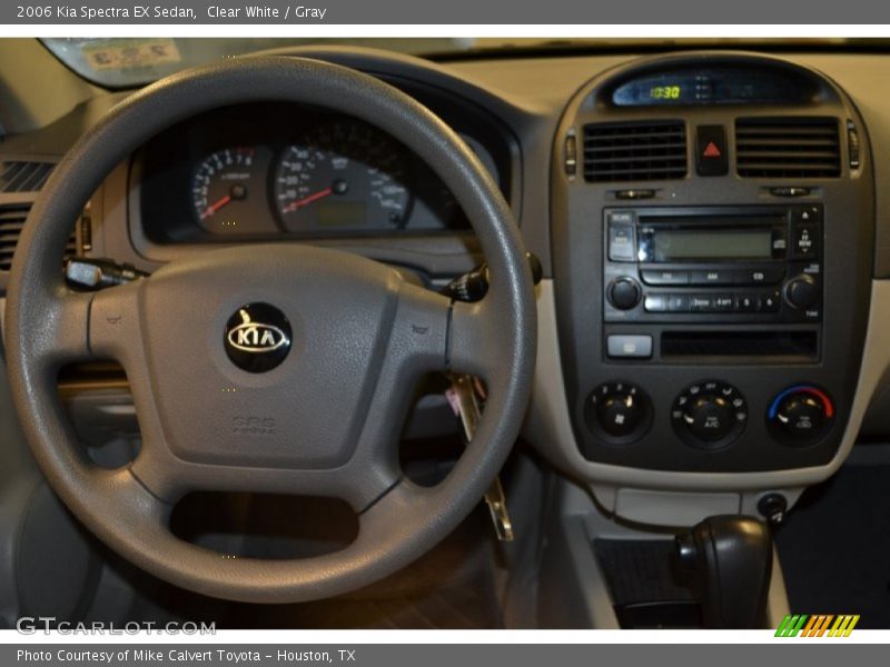 Clear White / Gray 2006 Kia Spectra EX Sedan