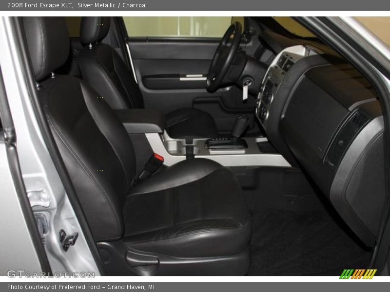 Silver Metallic / Charcoal 2008 Ford Escape XLT