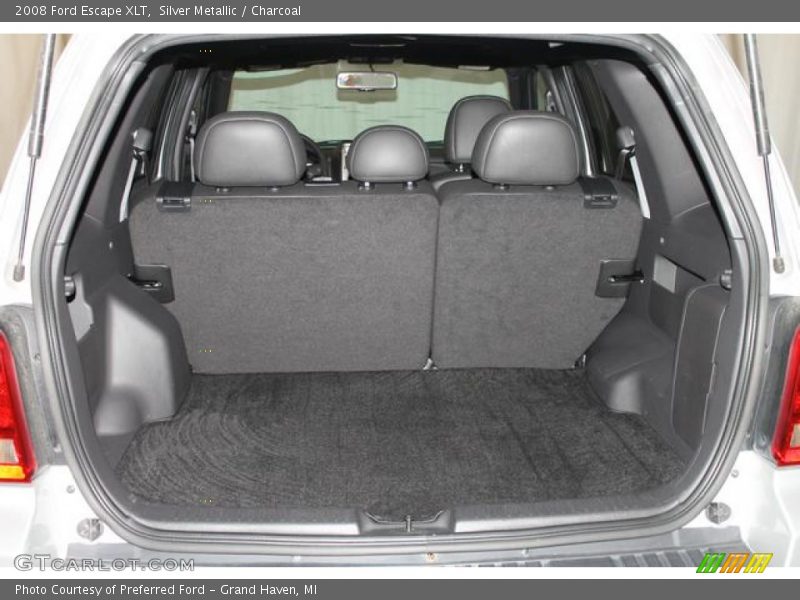Silver Metallic / Charcoal 2008 Ford Escape XLT