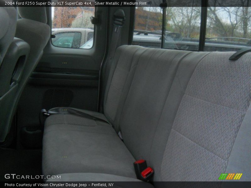 Silver Metallic / Medium Flint 2004 Ford F250 Super Duty XLT SuperCab 4x4