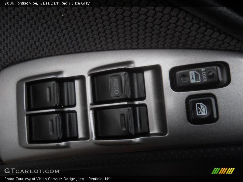 Salsa Dark Red / Slate Gray 2006 Pontiac Vibe