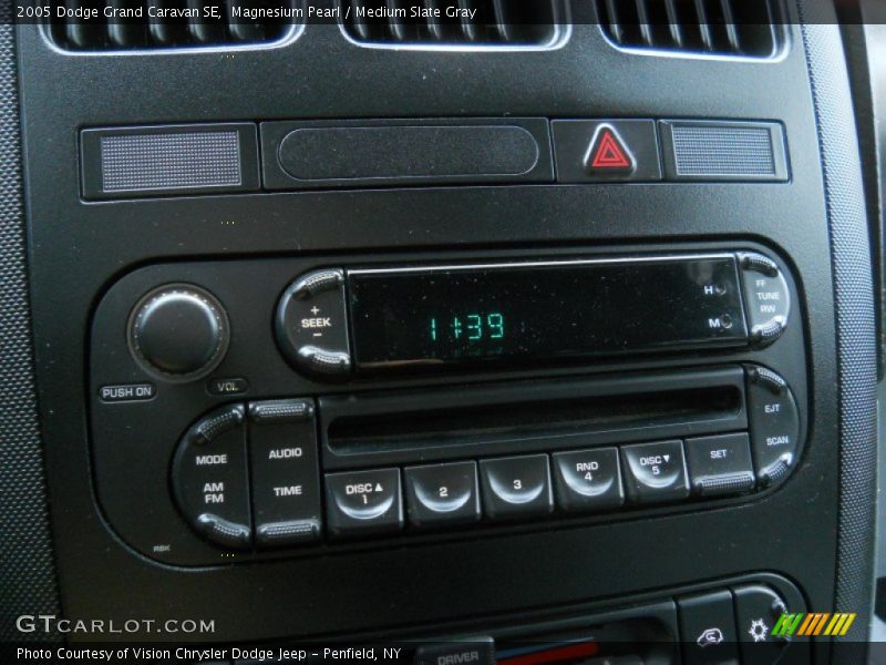 Magnesium Pearl / Medium Slate Gray 2005 Dodge Grand Caravan SE