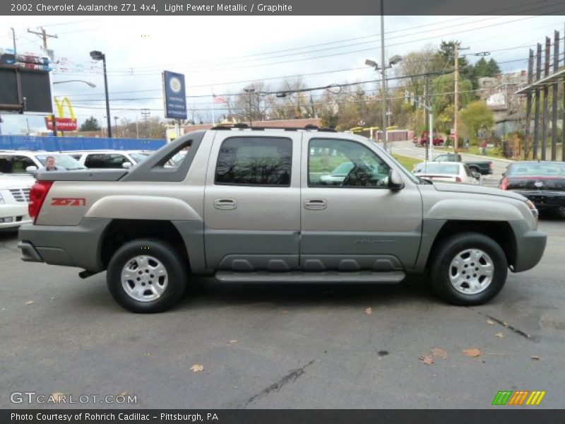 Light Pewter Metallic / Graphite 2002 Chevrolet Avalanche Z71 4x4