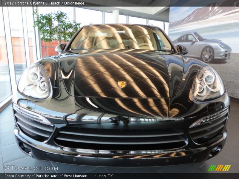 Black / Luxor Beige 2012 Porsche Cayenne S