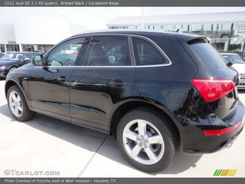 Brilliant Black / Cardamom Beige 2012 Audi Q5 3.2 FSI quattro