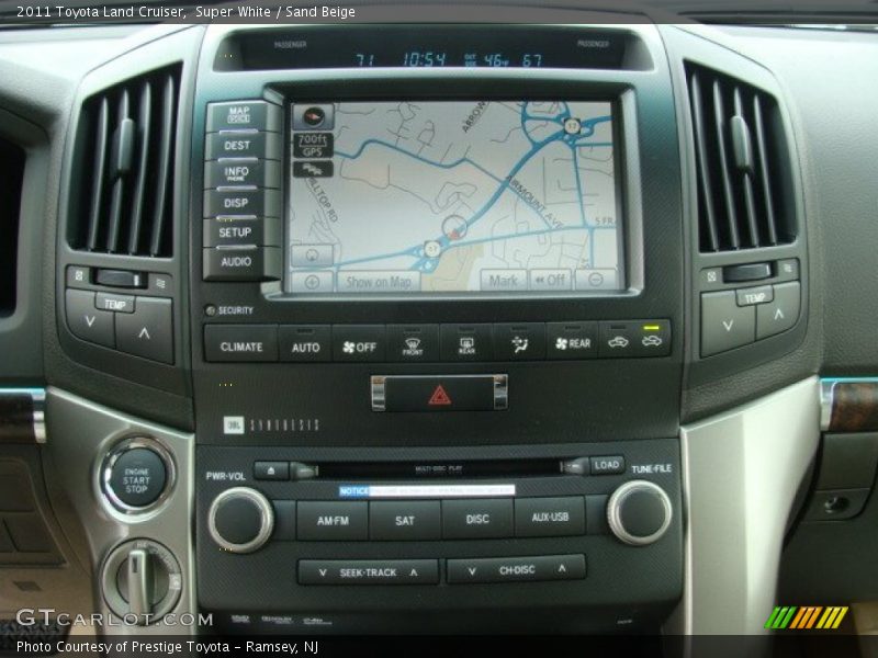 Super White / Sand Beige 2011 Toyota Land Cruiser