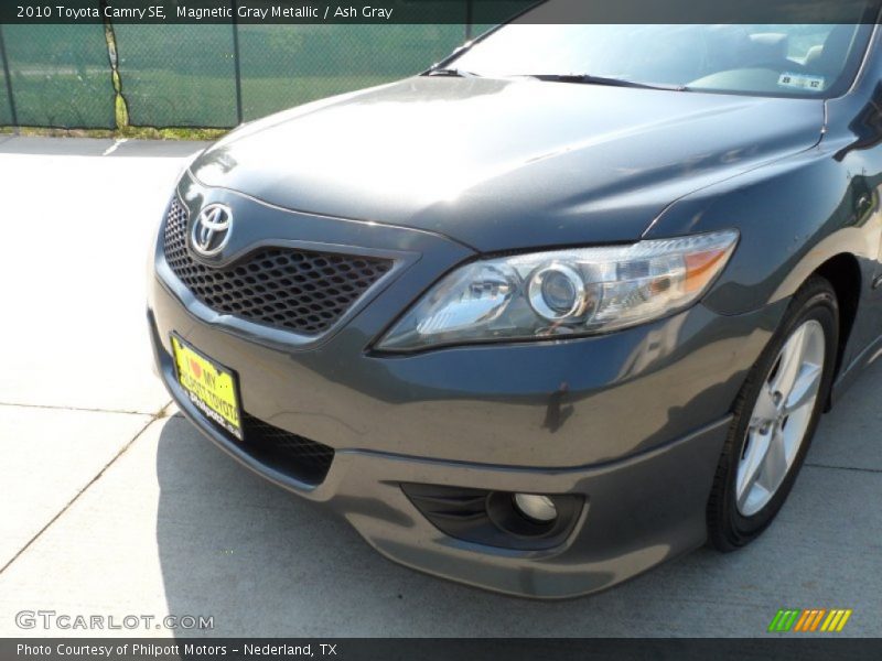 Magnetic Gray Metallic / Ash Gray 2010 Toyota Camry SE