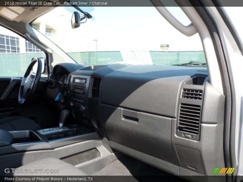 Radiant Silver / Charcoal 2010 Nissan Titan SE Crew Cab