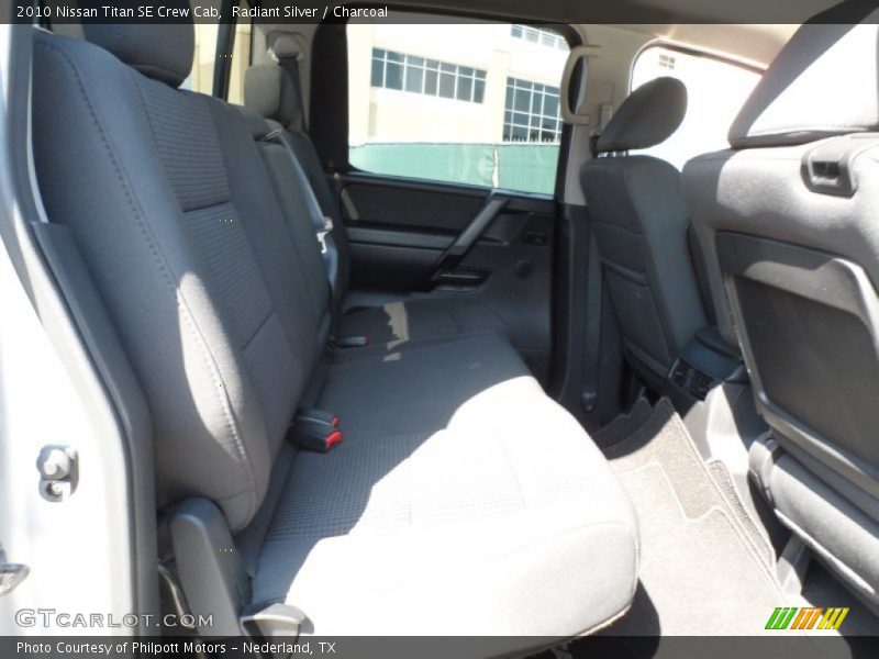 Radiant Silver / Charcoal 2010 Nissan Titan SE Crew Cab