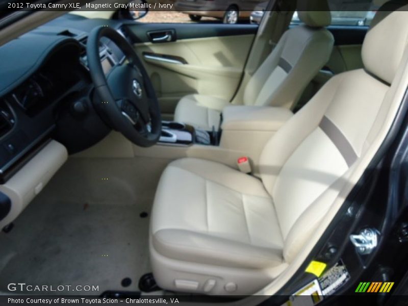 Magnetic Gray Metallic / Ivory 2012 Toyota Camry XLE