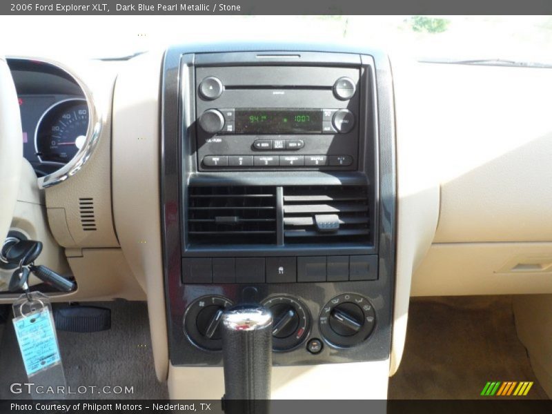 Dark Blue Pearl Metallic / Stone 2006 Ford Explorer XLT