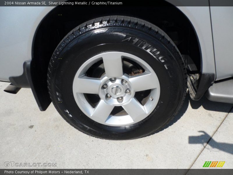 Silver Lightning Metallic / Graphite/Titanium 2004 Nissan Armada SE