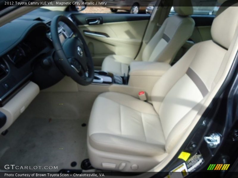 Magnetic Gray Metallic / Ivory 2012 Toyota Camry XLE V6