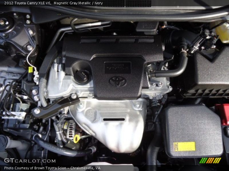 Magnetic Gray Metallic / Ivory 2012 Toyota Camry XLE V6