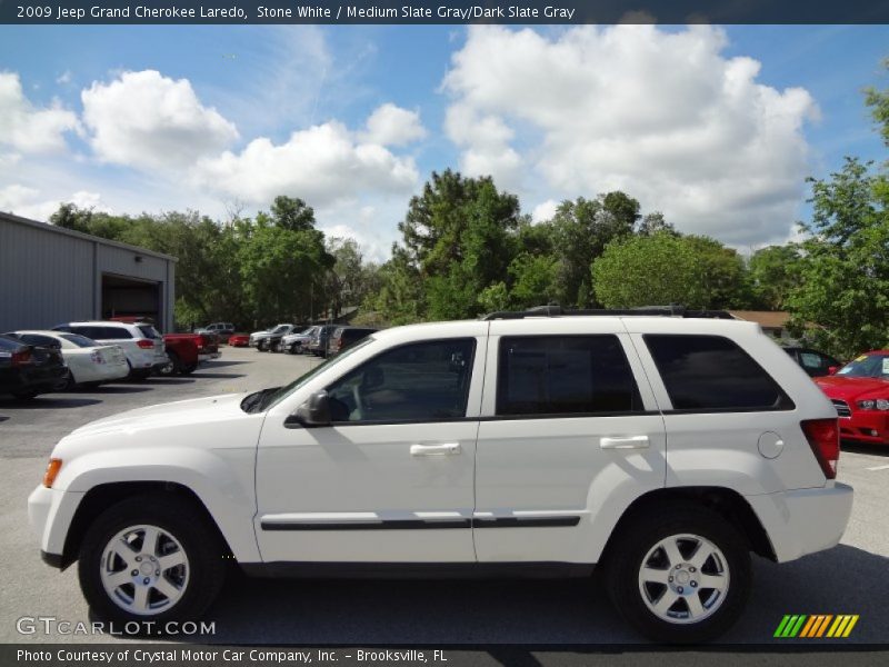 Stone White / Medium Slate Gray/Dark Slate Gray 2009 Jeep Grand Cherokee Laredo