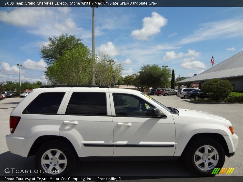 Stone White / Medium Slate Gray/Dark Slate Gray 2009 Jeep Grand Cherokee Laredo