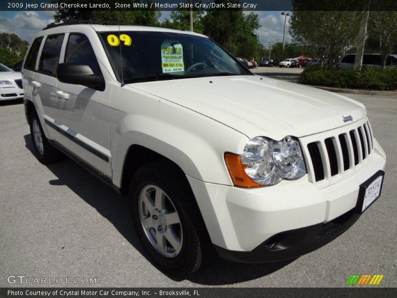 Stone White / Medium Slate Gray/Dark Slate Gray 2009 Jeep Grand Cherokee Laredo