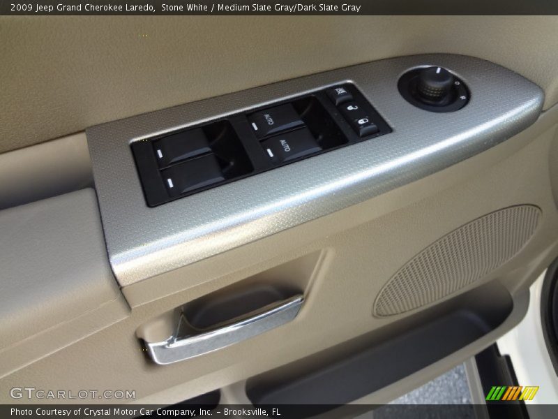 Stone White / Medium Slate Gray/Dark Slate Gray 2009 Jeep Grand Cherokee Laredo