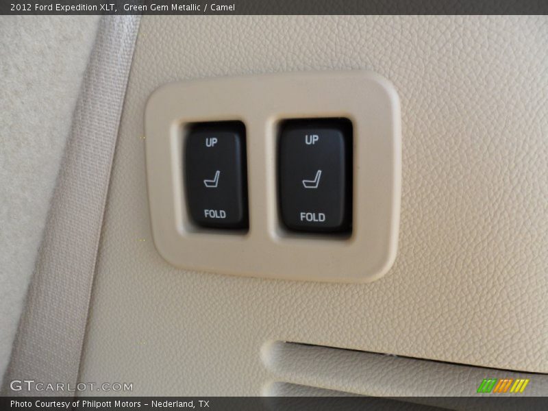 Green Gem Metallic / Camel 2012 Ford Expedition XLT