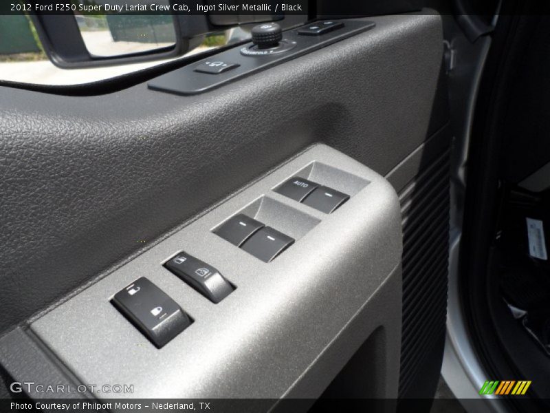 Ingot Silver Metallic / Black 2012 Ford F250 Super Duty Lariat Crew Cab