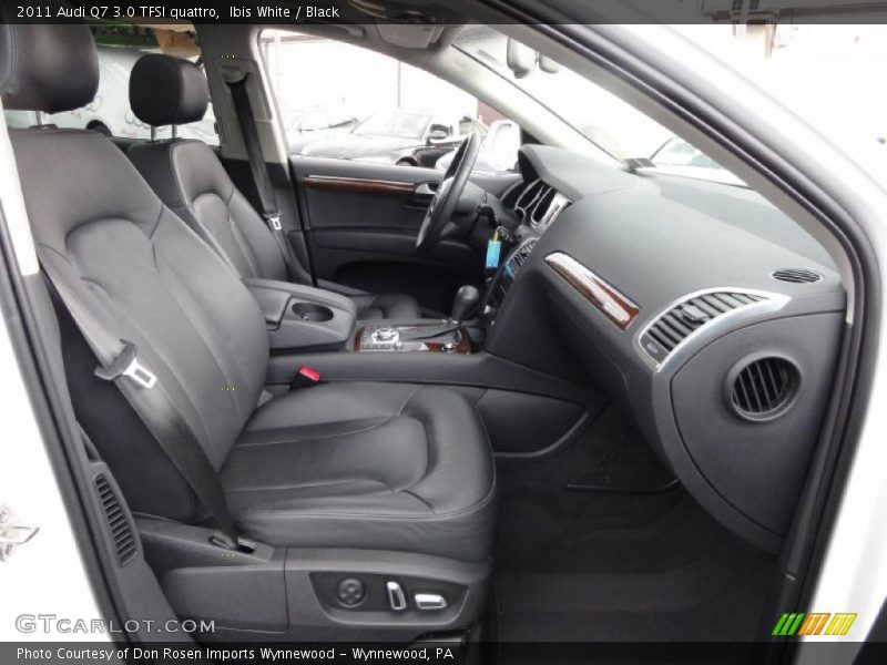 2011 Q7 3.0 TFSI quattro Black Interior