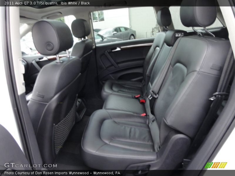 Rear Seat of 2011 Q7 3.0 TFSI quattro