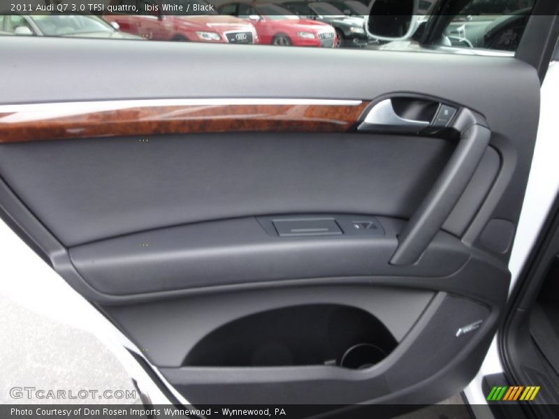 Ibis White / Black 2011 Audi Q7 3.0 TFSI quattro