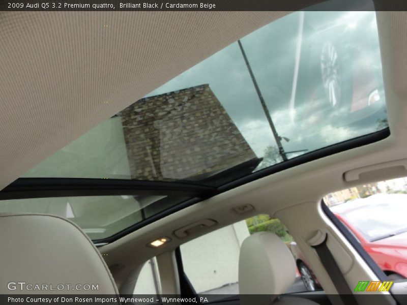 Brilliant Black / Cardamom Beige 2009 Audi Q5 3.2 Premium quattro