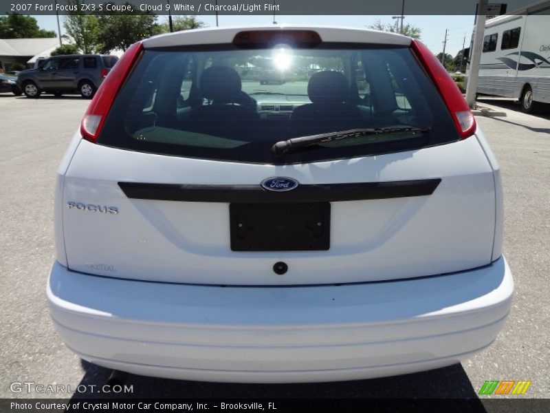 Cloud 9 White / Charcoal/Light Flint 2007 Ford Focus ZX3 S Coupe