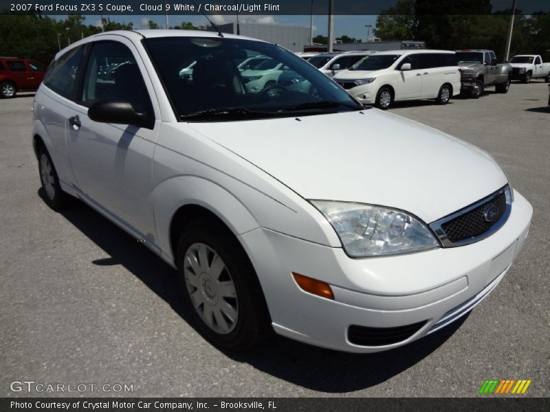 Cloud 9 White / Charcoal/Light Flint 2007 Ford Focus ZX3 S Coupe