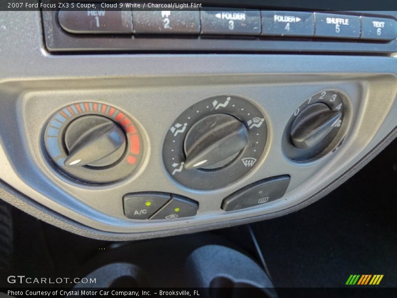 Cloud 9 White / Charcoal/Light Flint 2007 Ford Focus ZX3 S Coupe