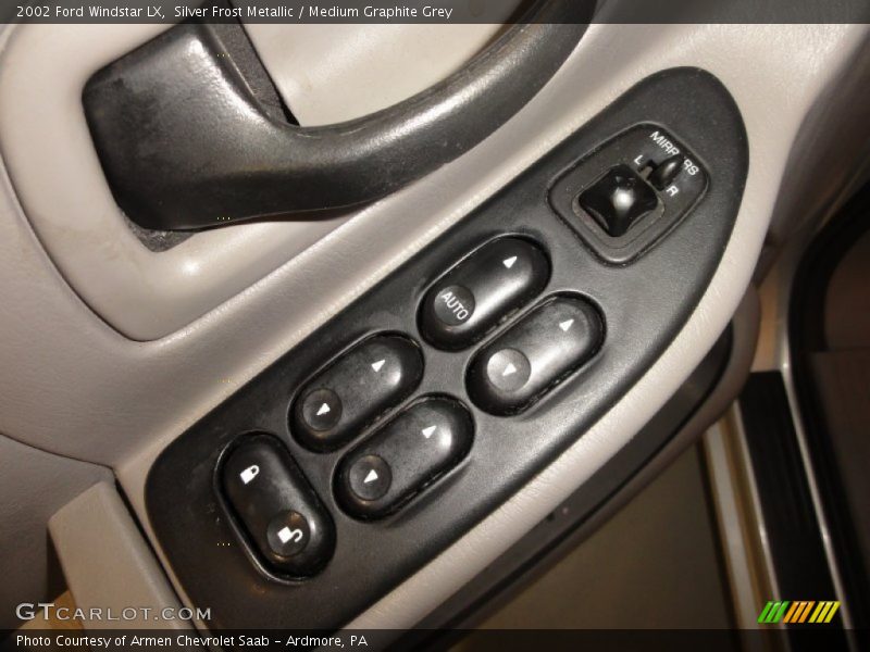 Silver Frost Metallic / Medium Graphite Grey 2002 Ford Windstar LX