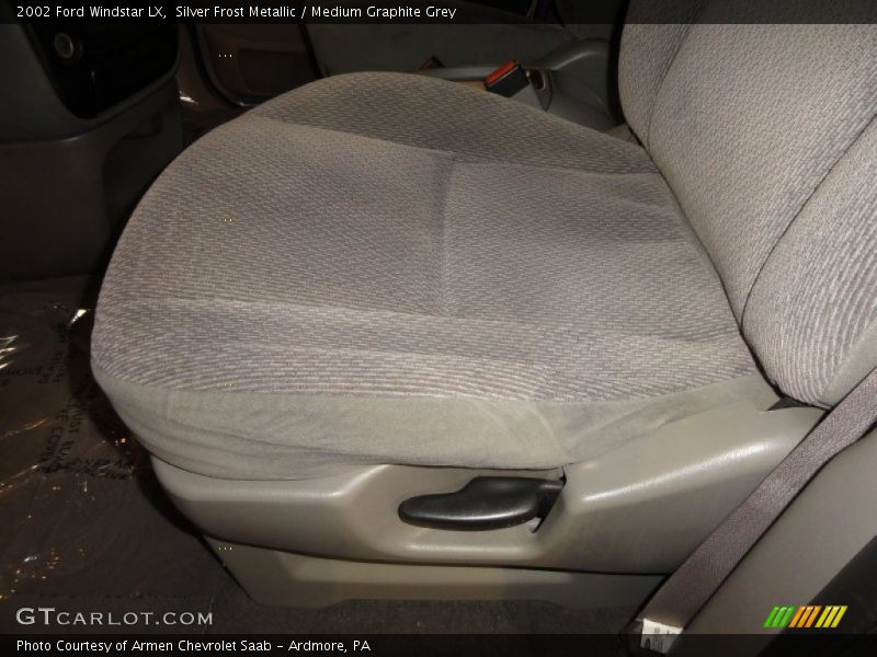 Silver Frost Metallic / Medium Graphite Grey 2002 Ford Windstar LX
