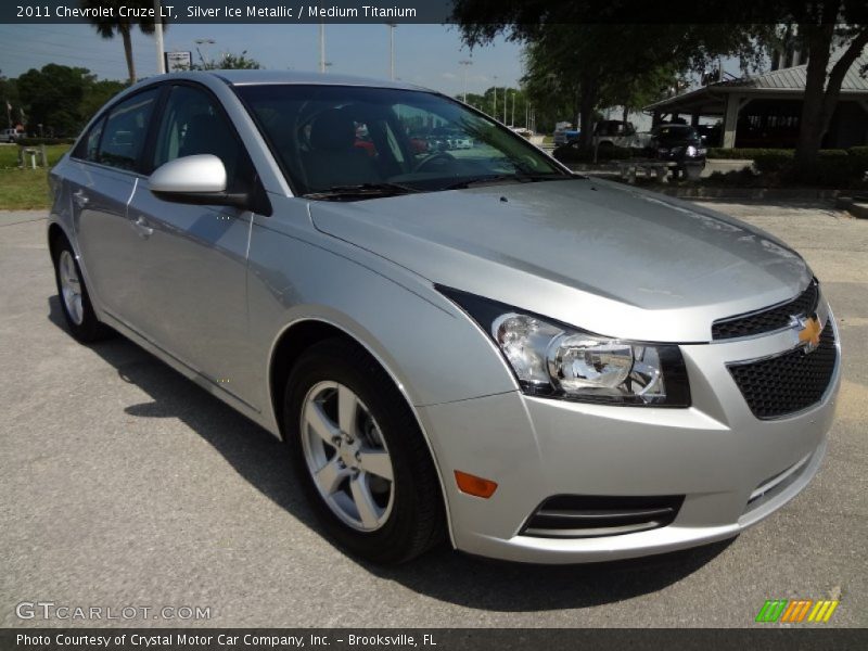 Silver Ice Metallic / Medium Titanium 2011 Chevrolet Cruze LT