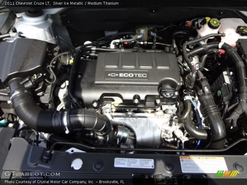 Silver Ice Metallic / Medium Titanium 2011 Chevrolet Cruze LT
