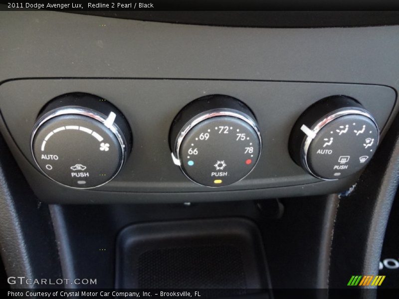 Redline 2 Pearl / Black 2011 Dodge Avenger Lux