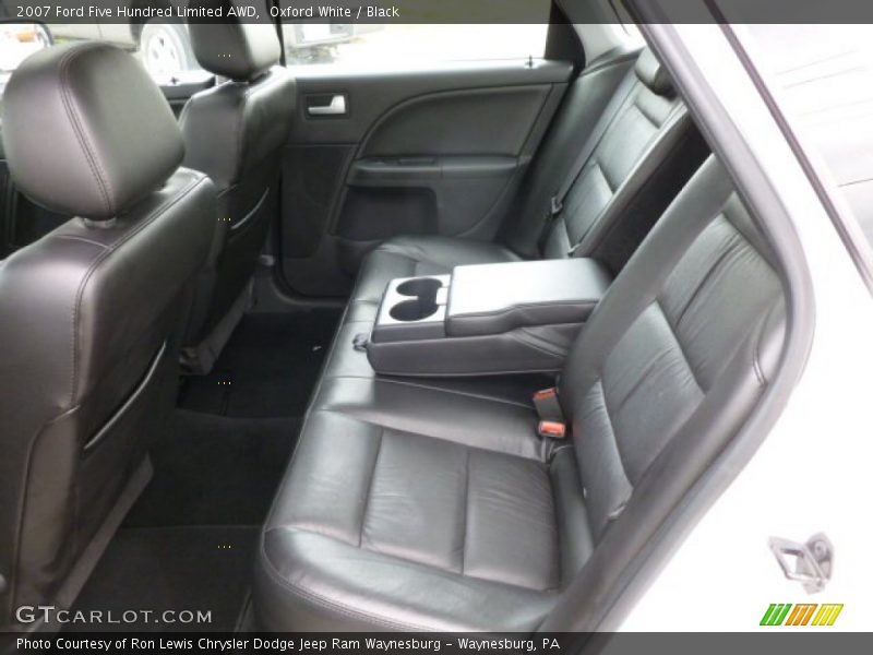 Rear Seat of 2007 Five Hundred Limited AWD