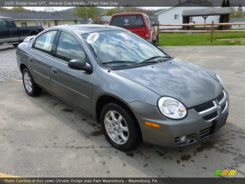 Mineral Gray Metallic / Dark Slate Gray 2005 Dodge Neon SXT