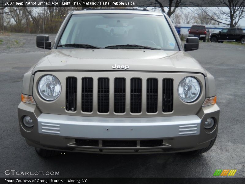 Light Khaki Metallic / Pastel Pebble Beige 2007 Jeep Patriot Limited 4x4