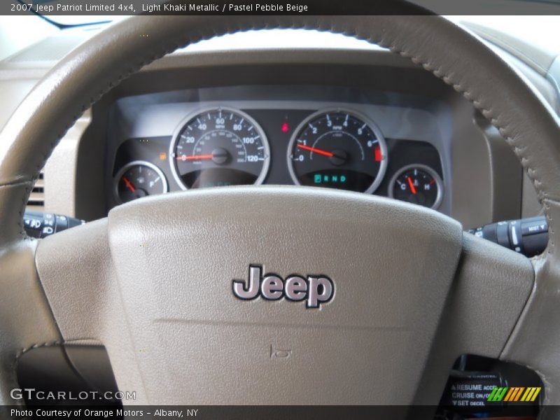 Light Khaki Metallic / Pastel Pebble Beige 2007 Jeep Patriot Limited 4x4