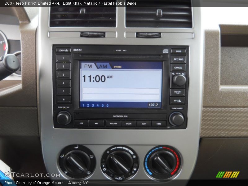 Light Khaki Metallic / Pastel Pebble Beige 2007 Jeep Patriot Limited 4x4