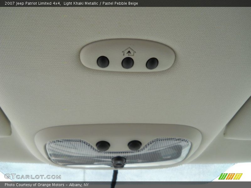Light Khaki Metallic / Pastel Pebble Beige 2007 Jeep Patriot Limited 4x4