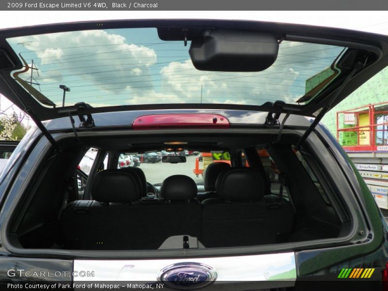 Black / Charcoal 2009 Ford Escape Limited V6 4WD