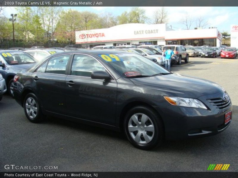 Magnetic Gray Metallic / Ash 2009 Toyota Camry LE V6