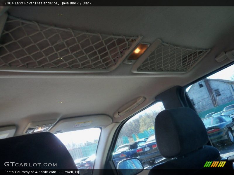 Java Black / Black 2004 Land Rover Freelander SE