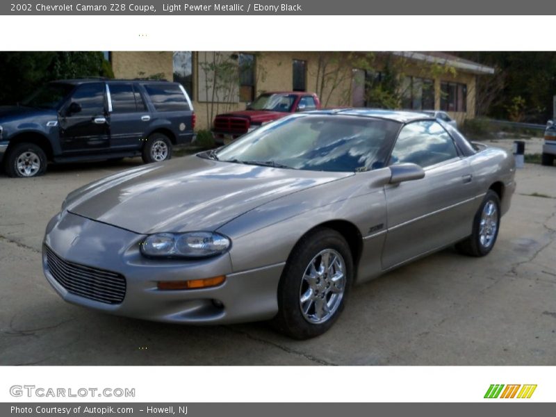 Light Pewter Metallic / Ebony Black 2002 Chevrolet Camaro Z28 Coupe